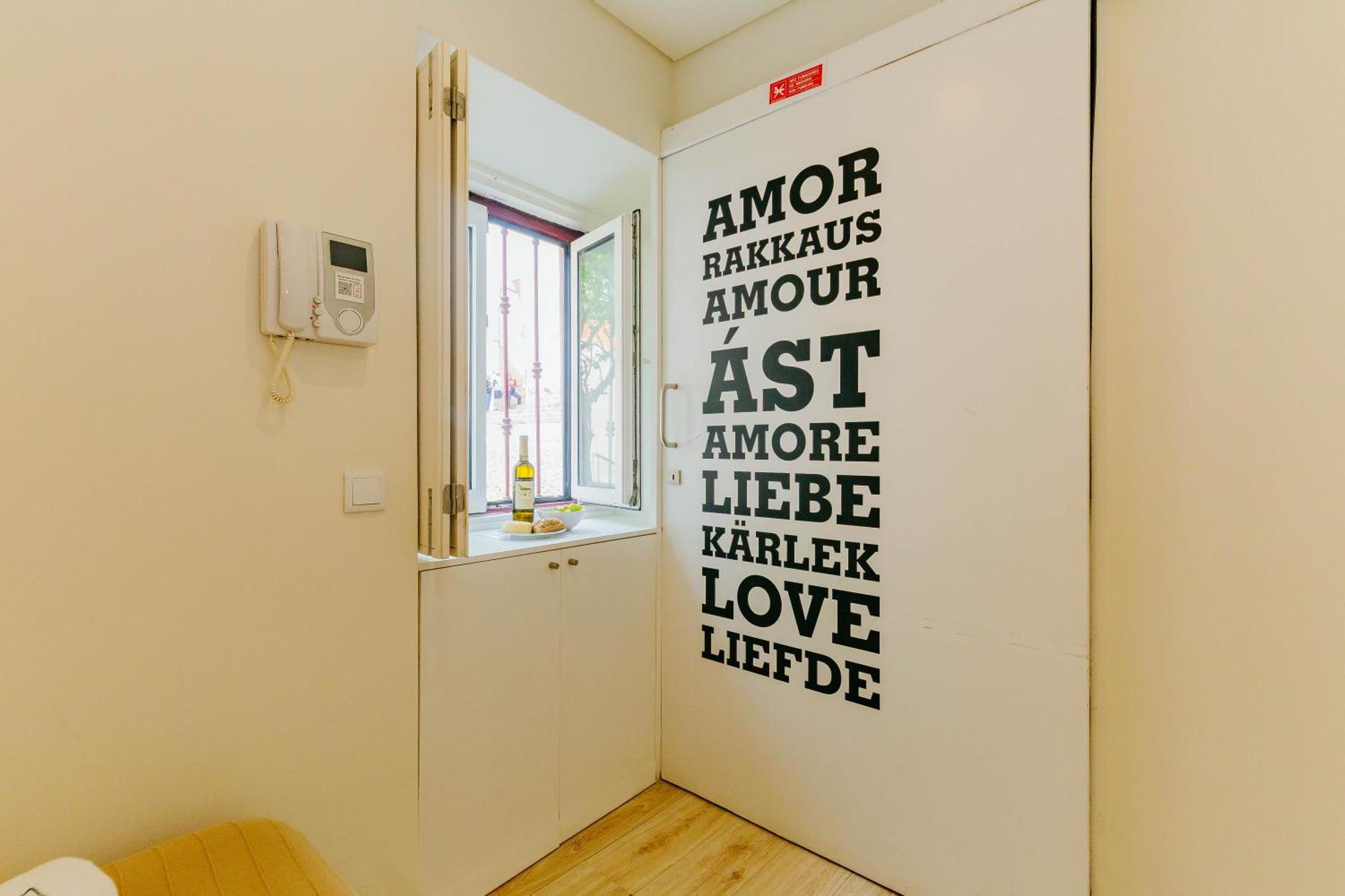 Rent4Rest Lisbon Downtown Tiny Studio Apartments Bagian luar foto