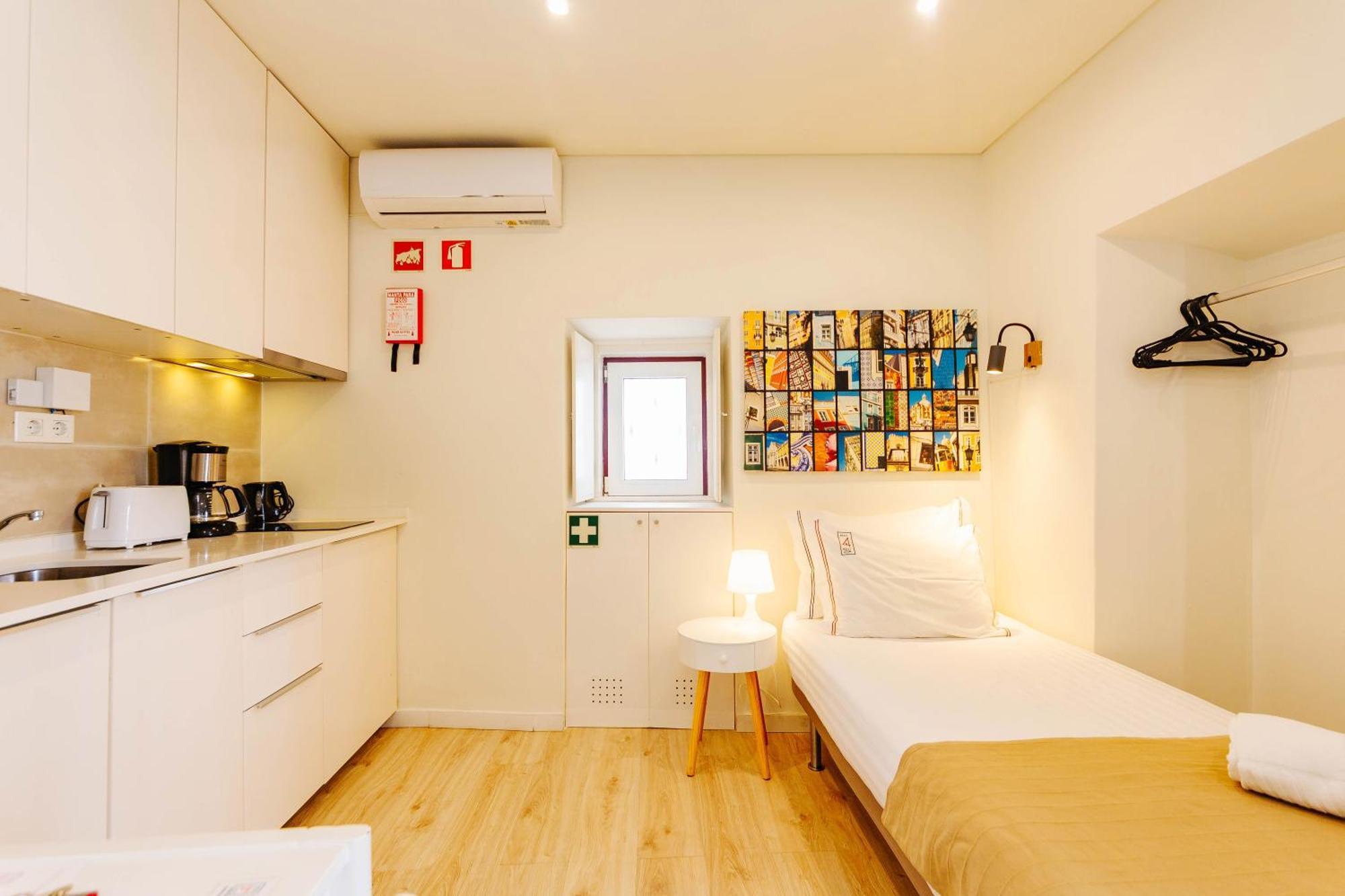 Rent4Rest Lisbon Downtown Tiny Studio Apartments Bagian luar foto